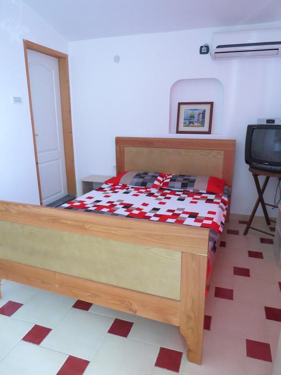 Apartments Volaric Sutomore Buitenkant foto